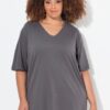 Basic V-Neck Relaxed Fit Short Sleeve Tee - Medium - Image 3